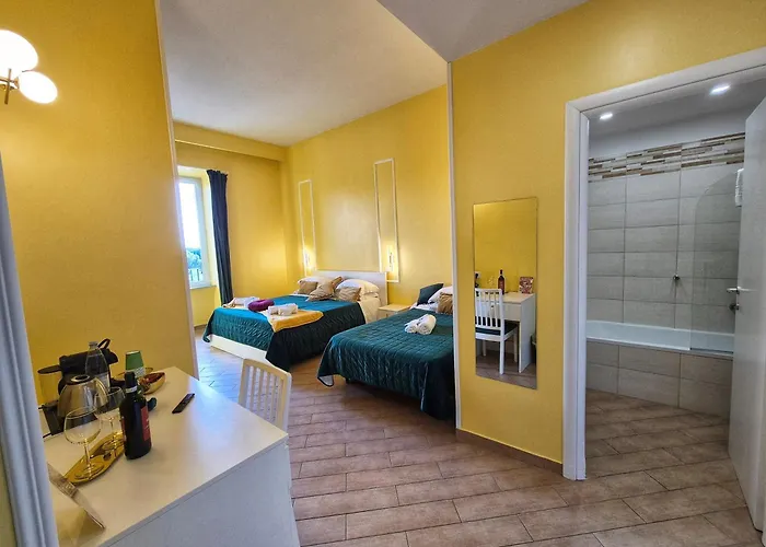 Residenze Serventi Longhi Pensjonat 4*