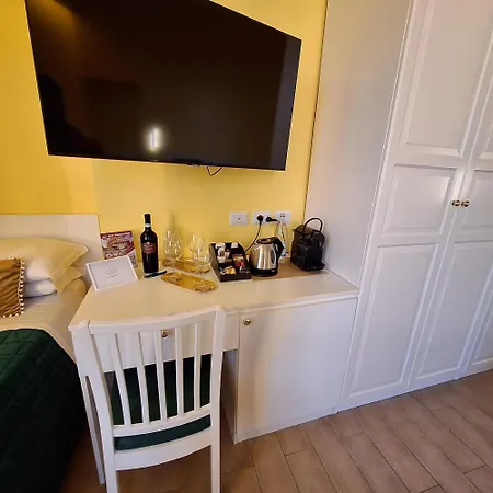 Residenze Serventi Longhi 4* Rome