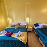 Residenze Serventi Longhi 게스트하우스 로마