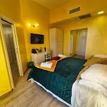 게스트하우스 Residenze Serventi Longhi