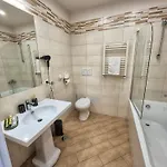 Residenze Serventi Longhi